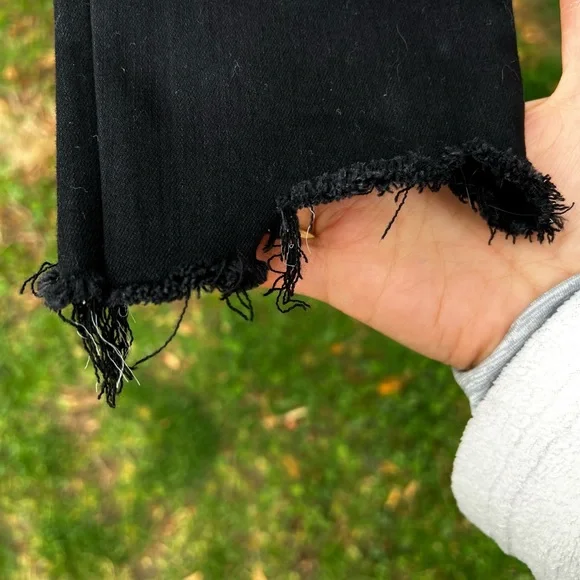 NWOT Abercrombie black jeans ultra high rise super skinny raw hem 28R 6 - Picture 6 of 15